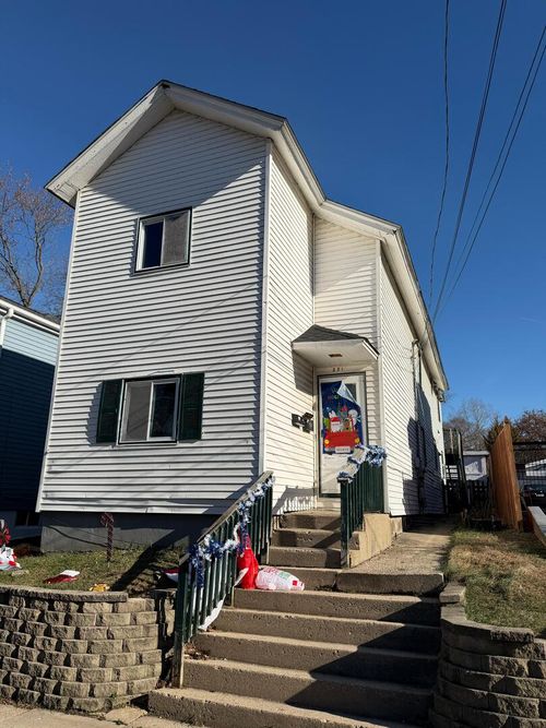 2-321 S Martin Luther King Jr Ave, Waukegan, IL, 60085-6536 | Card Image