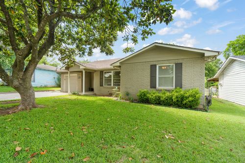 1206 Bales Street, Cleburne, TX, 76033 | Card Image