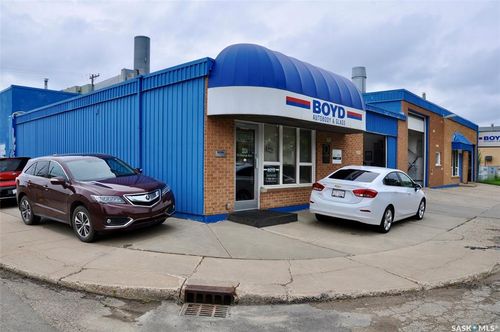 2024 St George Ave, Saskatoon, SK, S7M0K5 | Card Image
