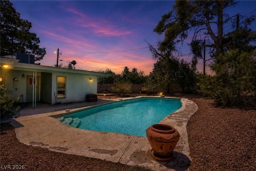 1601 Hartke Place, Las Vegas, NV, 89104 | Card Image