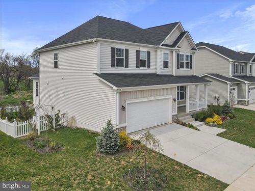 12155 Fallen Timbers Cir, HAGERSTOWN, MD, 21740-1084 | Card Image
