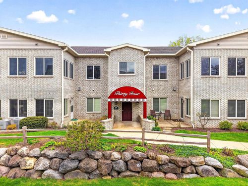 103-34 Cherokee Circle, Madison, WI, 53704 | Card Image