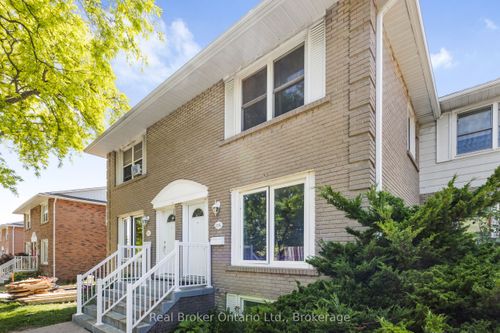 k-2111 Meadowbrook Rd, Burlington, ON, L7P2A5 | Card Image
