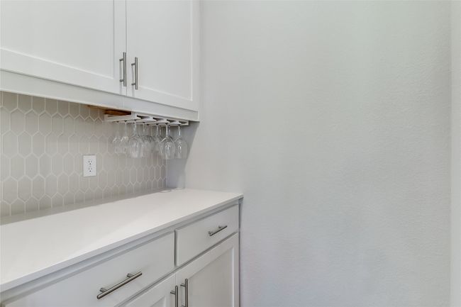 Indoor dry bar with backsplash | Image 34