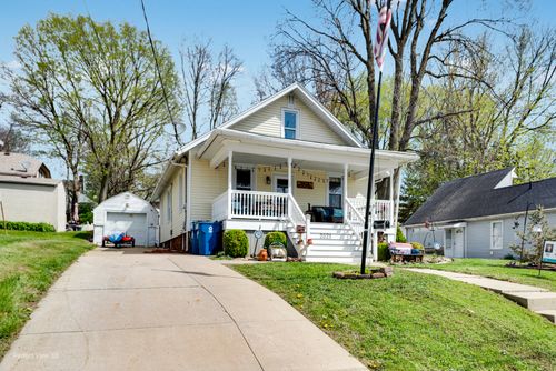 2021 1st St, Peru, IL, 61354-3234 | Card Image