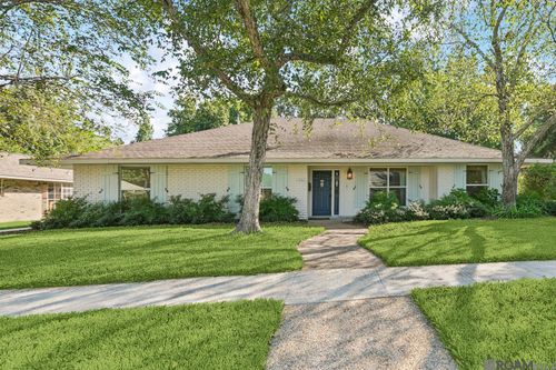 1343 Crescent Dr, Baton Rouge, LA, 70806-8612 | Card Image