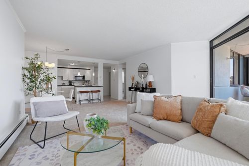 303-1480 Foster Street, White Rock, BC, V4B3X7 | Card Image