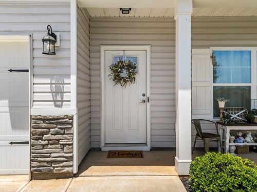 463 Torrington Dr, Duncan, SC, 29334-8122 | Card Image