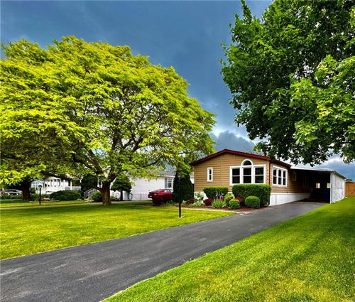 6404 Kims Dr, Victor, NY, 14564-9212 | Card Image