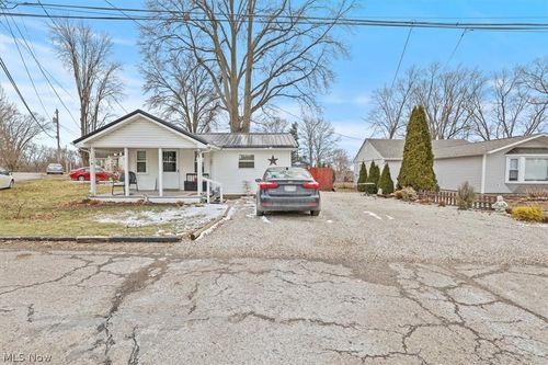 101 W 1st Ave, Hebron, OH, 43025-9609 | Card Image