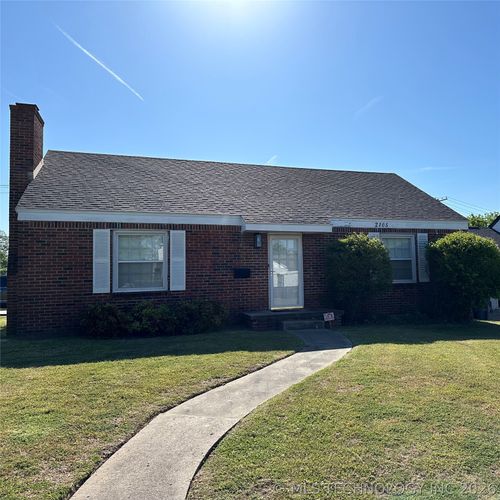2105 Florence Ave, Tulsa, OK, 74114-1804 | Card Image