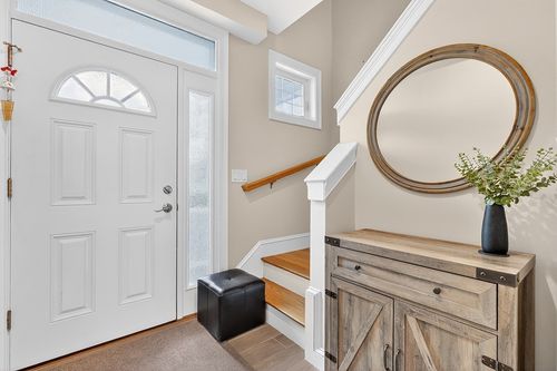 unit-305-70 Endicott St, Norwood, MA, 02062-3069 | Card Image