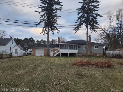 3217 Harvard Road, Royal Oak, MI, 48073 | Card Image