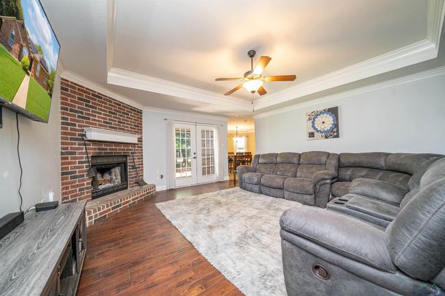 1505 Leach St, House other with 3 bedrooms, 2 bathrooms and null parking in Kilgore TX | Image 4