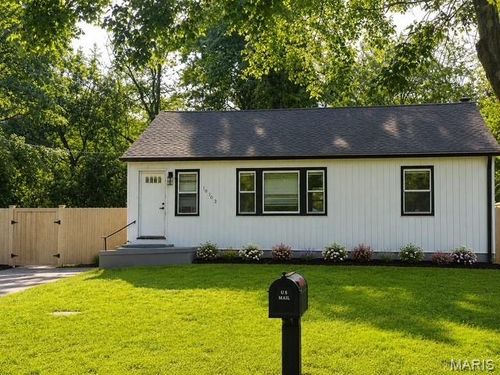10103 Mayfair Dr, Saint Louis, MO, 63136-3217 | Card Image