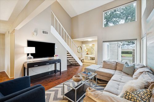 81-11522 Village Place Dr, Houston, TX, 77077-6739 | Card Image