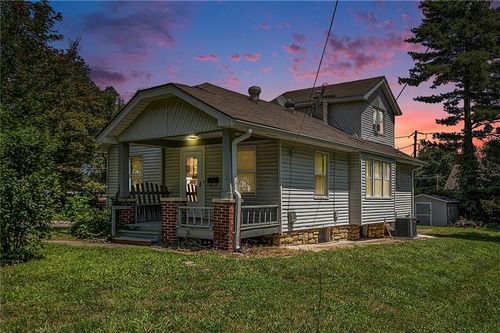4401 Lloyd St, Kansas City, KS, 66103-3229 | Card Image
