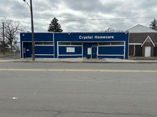 15819 Schoolcraft St, Detroit, MI, 48227-1749 | Card Image