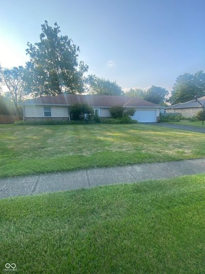 7240 Avalon Trail Drive, House other with 3 bedrooms, 2 bathrooms and null parking in Indianapolis IN | Image 2