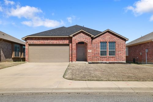 84 Tallgrass St, Calera, OK, 74730 | Card Image
