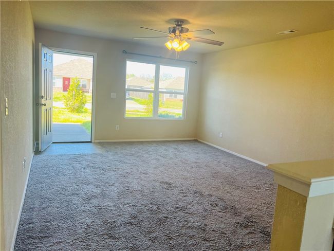 713 Nw 70 Th Ave, House other with 3 bedrooms, 2 bathrooms and null parking in Bentonville AR | Image 4