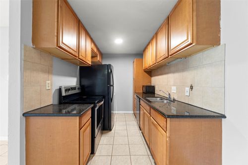 apt-141-2100 Wilcrest Dr, Houston, TX, 77042-2649 | Card Image