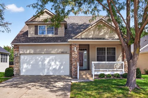 12-7955 Wistful Vista Dr, West Des Moines, IA, 50266-8040 | Card Image