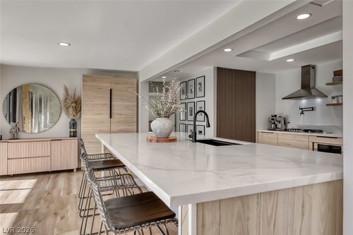 2621 Mason Ave, Las Vegas, NV, 89102-2125 | Card Image