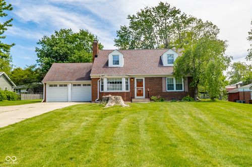 224 Edgewood Dr, Anderson, IN, 46011-2210 | Card Image