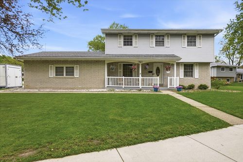 741 Pettibone St, Crown Point, IN, 46307 | Card Image