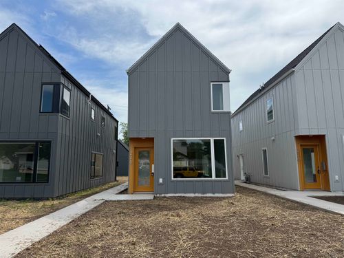226 S 62nd Ave W, Duluth, MN, 55807-2342 | Card Image