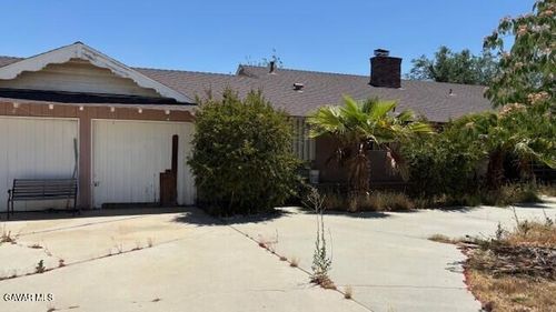 38520 12th St E, Palmdale, CA, 93550-3934 | Card Image