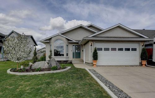 10628 119a Ave, Grande Prairie, AB, T8V7N5 | Card Image