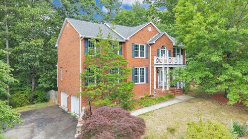 251 Buckingham Ct, Roanoke, VA, 24019-8401 | Card Image