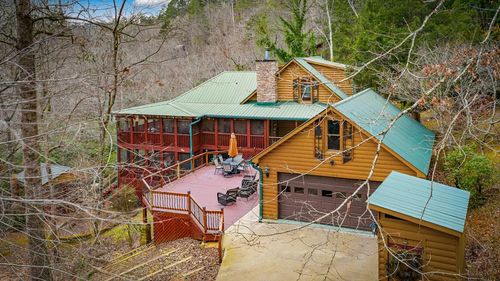 120 N Riverview Ln, Ellijay, GA, 30536-3600 | Card Image