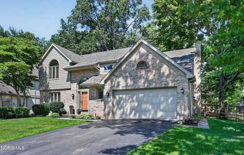 2438 Wembley Ter N, Toledo, OH, 43617-2248 | Card Image