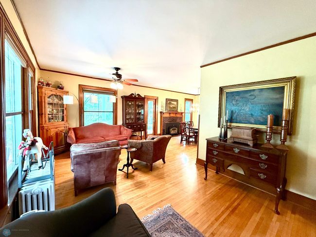 Formal Living Room | Image 8