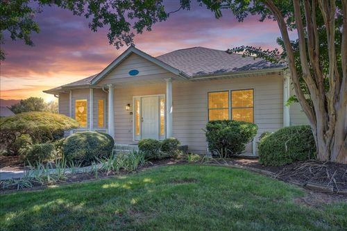 2326 Lake Retreat Rd, Huddleston, VA, 24104-3273 | Card Image