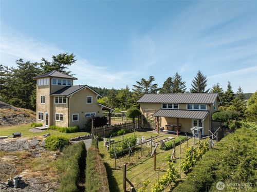193 Hodgson Rd, Lopez Island, WA, 98261-8535 | Card Image
