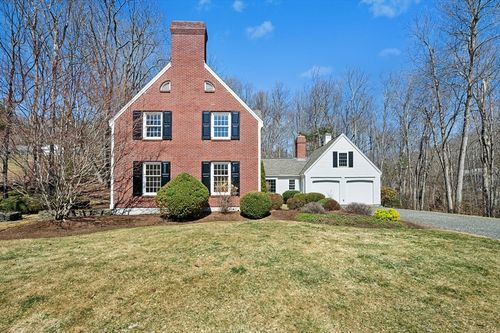 4 Black Hill Rd, Paxton, MA, 01612-1062 | Card Image