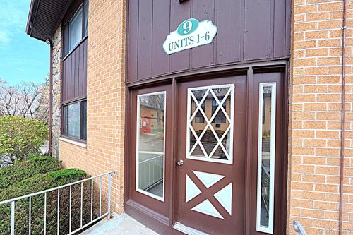 1-9 E Lawrence Park Dr, Piermont, NY, 10968-3138 | Card Image