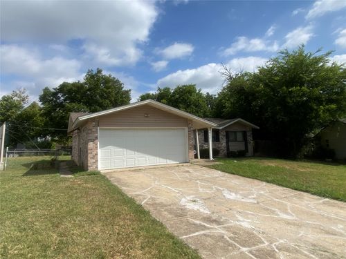 511 Seaside Drive, Dallas, TX, 75232 | Card Image