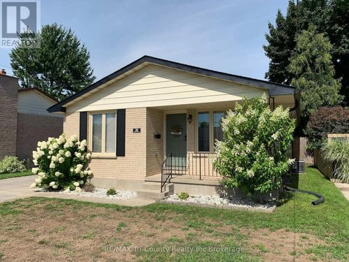 173 Carroll Street W, Strathroy-Caradoc (SW), ON, N7G3P8 | Card Image