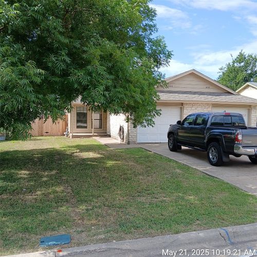 1011 Woodlief Trl, Round Rock, TX, 78664-2364 | Card Image