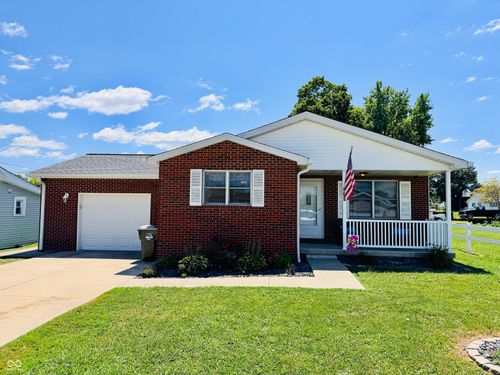 919 E Central Ave, Greensburg, IN, 47240-2243 | Card Image