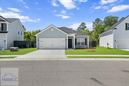 224 Brightleaf Cir, Hinesville, GA, 31313-9508 | Card Image