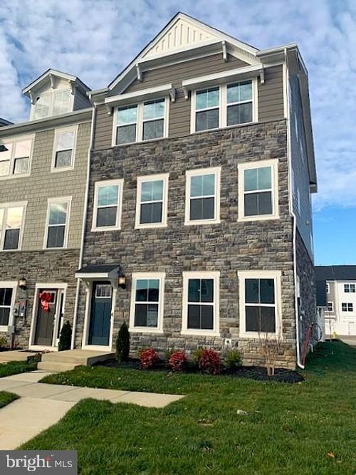 10683 Millport St, WHITE PLAINS, MD, 20695-4310 | Card Image