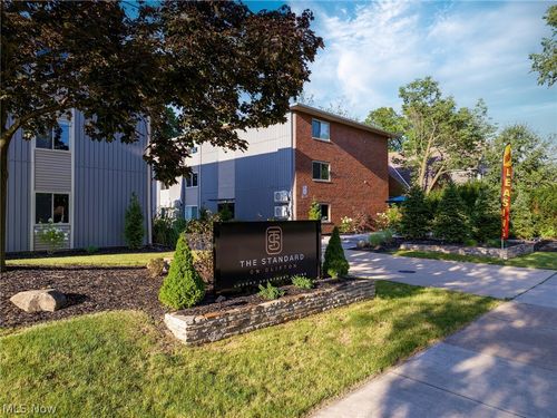 201-10524 Clifton Blvd, Cleveland, OH, 44102-1541 | Card Image