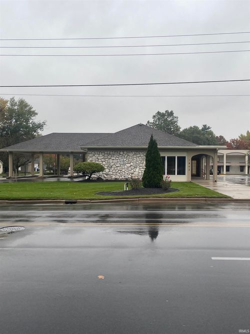 1824 E Bristol St, Elkhart, IN, 46514-3965 | Card Image