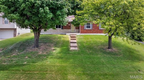120 Sycamore St, Collinsville, IL, 62234-2403 | Card Image